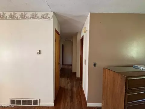 4337 Graph Rd NW, Dellroy, OH 44620 photo 7
