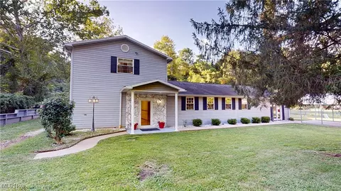 8908 Southern Hwy, Rockport, WV 26169