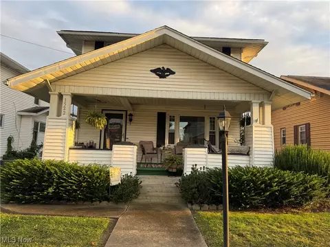 1522 Blaine Ave, Cambridge, OH 43725