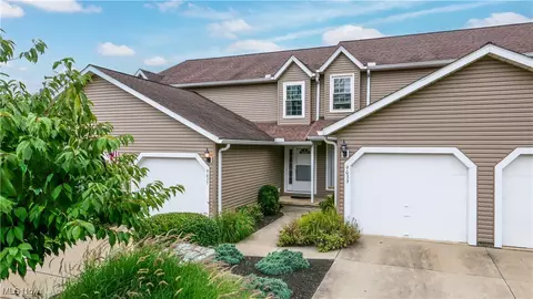 9035 Patriot Dr, Streetsboro, OH 44241