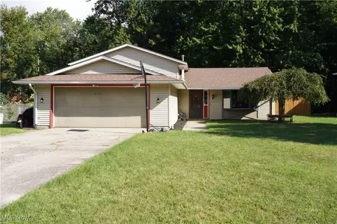 34128 Gina Dr, North Ridgeville, OH 44039