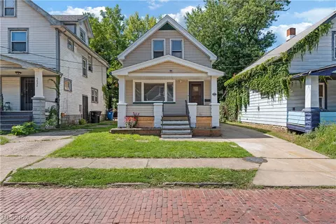 3430 E 73rd St, Cleveland, OH 44127
