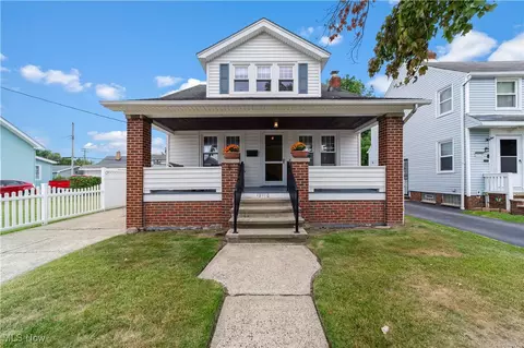 19110 Mohawk Ave, Cleveland, OH 44119