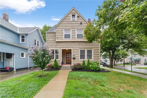 1938 W 65th St, Cleveland, OH 44102