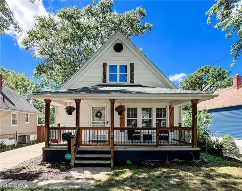 1040 Allendale Ave, Akron, OH 44306