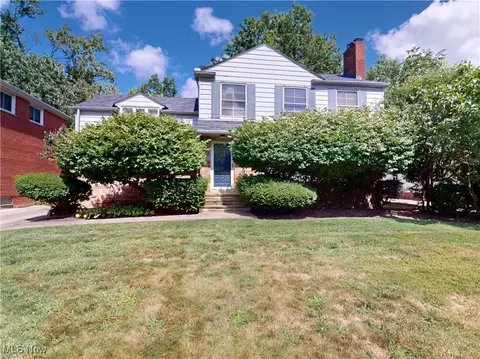 4101 Washington Blvd, University Heights, OH 44118