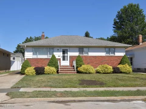 30871 Harrison Rd, Wickliffe, OH 44092