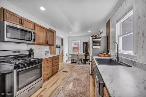 77 Melrose Ave, Boardman, OH 44512 photo 9