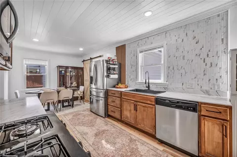 77 Melrose Ave, Boardman, OH 44512 photo 7