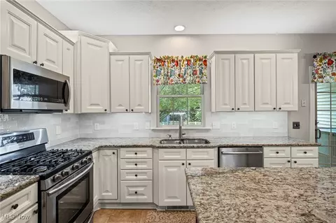 701 Longstreet, Lagrange, OH 44050 photo 13
