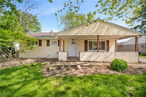 5164 Langfitt St, Vermilion, OH 44089