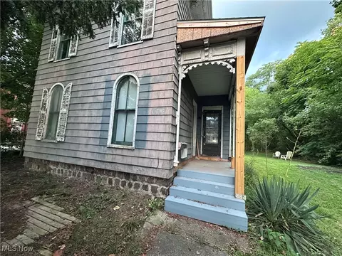 484 E Main St, Geneva, OH 44041 photo 13