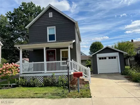 114 E 11 St, Dover, OH 44622