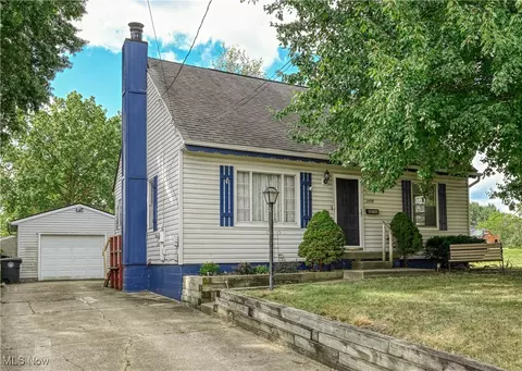 1498 Eastwood Ave, Akron, OH 44305