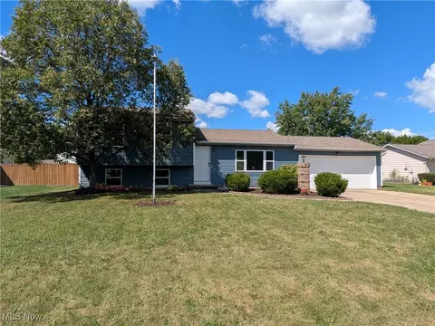 8356 Bernice Dr, Strongsville, OH 44149