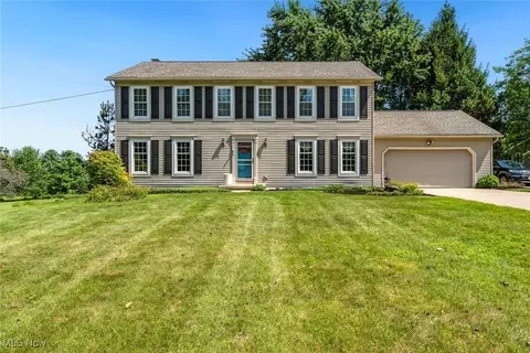 2585 Stony Hill Rd, Hinckley, OH 44233