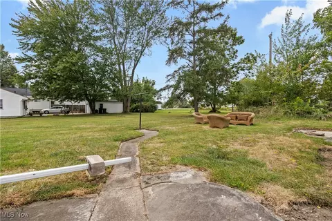 124 Seneca Ave, Elyria, OH 44035 photo 33