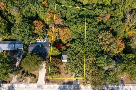 View/Area - 976 Gulf Rd, Elyria, OH 44035 photo 1 of 2
