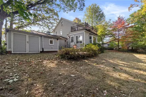 Exterior - 976 Gulf Rd, Elyria, OH 44035 photo 9 of 11