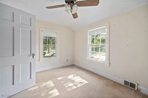 Bedroom - 976 Gulf Rd, Elyria, OH 44035 photo 1 of 10