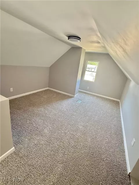 Bedroom - 367 Concord Ave, Elyria, OH 44035 photo 2 of 2