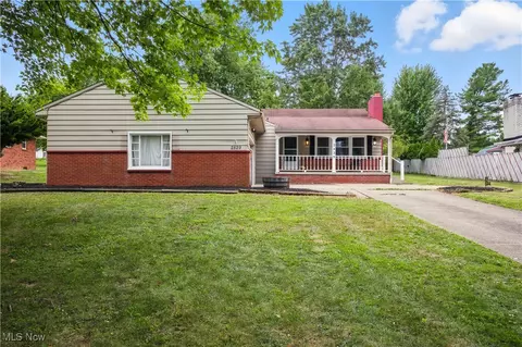 2829 Poland Village Blvd, Poland, OH 44514