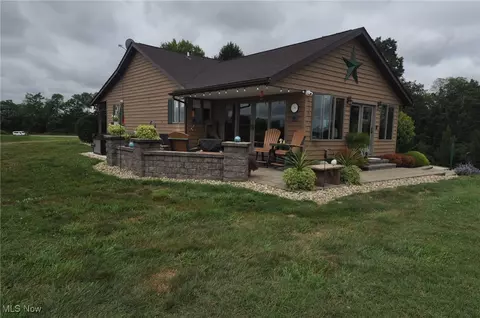 150 Kopchak Rd, Zanesville, OH 43701