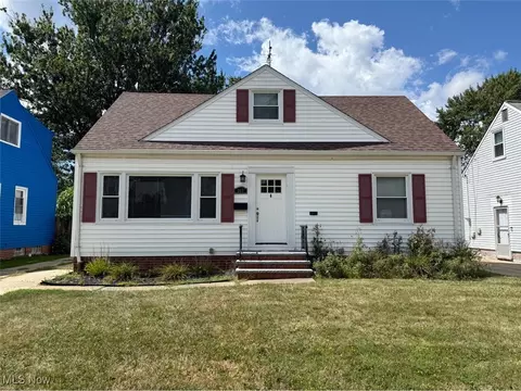 362 High Tee St, Willowick, OH 44095