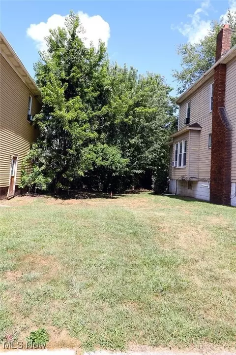 1227 Oregon Ave, Steubenville, OH 43952