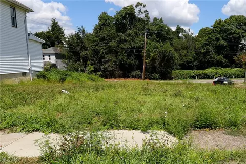 1437 1439 Oregon Ave, Steubenville, OH 43952