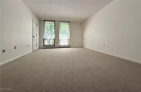 2385 Covington Rd #402, Akron, OH 44313 photo 24