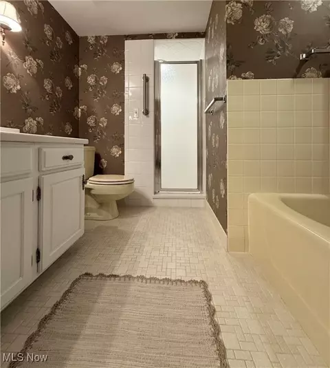 2385 Covington Rd #402, Akron, OH 44313 photo 31