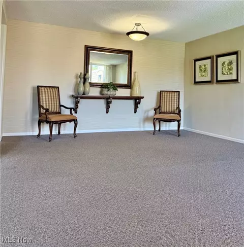 2385 Covington Rd #402, Akron, OH 44313 photo 12