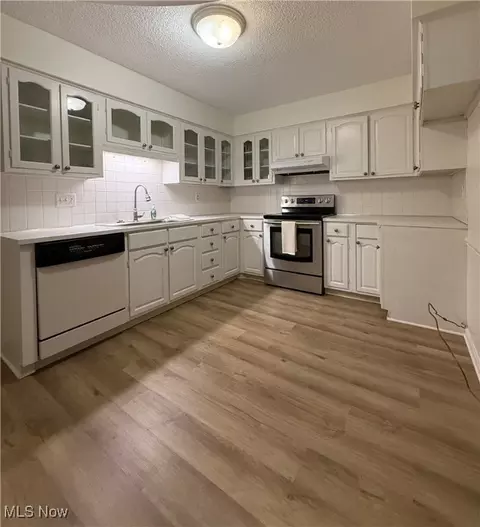 2385 Covington Rd #402, Akron, OH 44313 photo 19