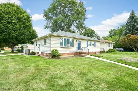 1129 Homestead Rd, South Euclid, OH 44121