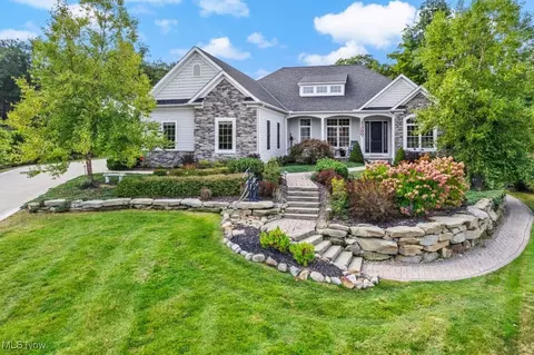 8150 Butler Hill Dr, Concord, OH 44077