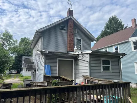 129 Emerling Ave, Akron, OH 44301 photo 12