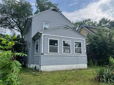 129 Emerling Ave, Akron, OH 44301