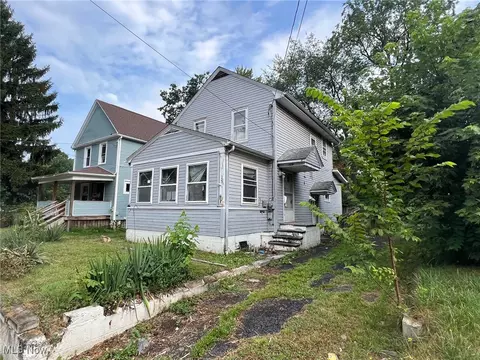 129 Emerling Ave, Akron, OH 44301 photo 11