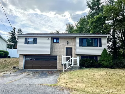 117 Dubey St, Weirton, WV 26062