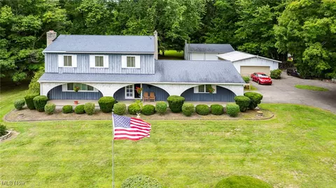 2921 Sexton Rd, Geneva, OH 44041