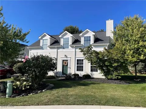 37006 Fairfield Ln E, North Ridgeville, OH 44039