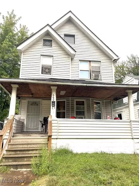 660 E 126th St, Cleveland, OH 44108