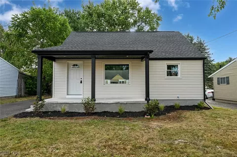 2940 Ellis Ave NE, Canton, OH 44705
