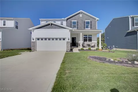 23816 Pine Valley Dr, Columbia Station, OH 44028
