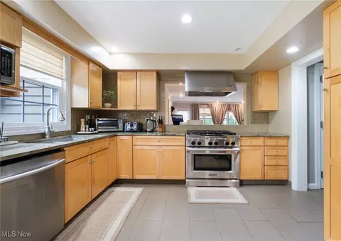 117 Overhill Rd, Youngstown, OH 44512 photo 12