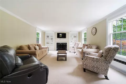117 Overhill Rd, Youngstown, OH 44512 photo 4