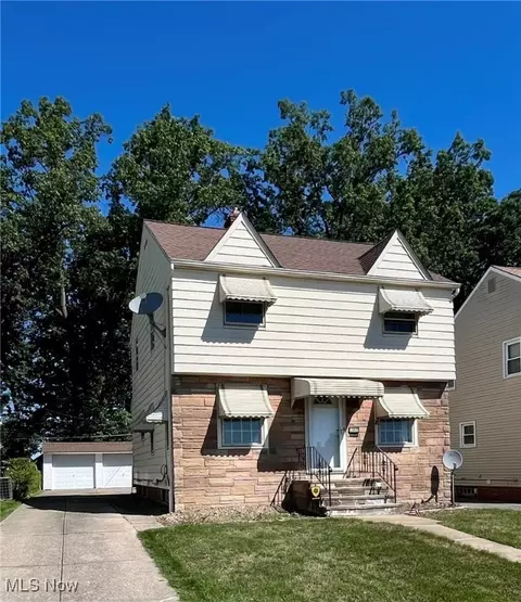 13619 Thraves Ave, Garfield Heights, OH 44125