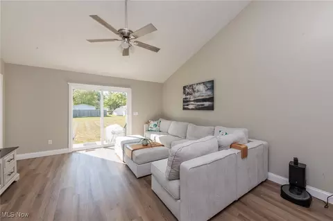Living - 40 Perch Ct, Lagrange, OH 44050 photo 3 of 3