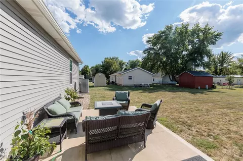 Exterior - 40 Perch Ct, Lagrange, OH 44050 photo 4 of 7